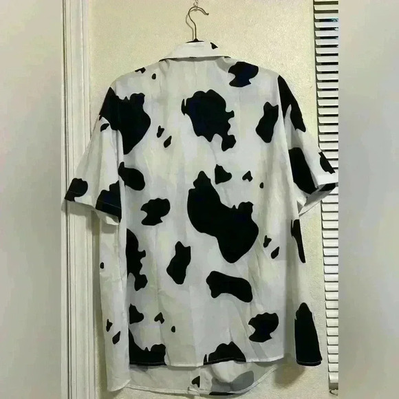 Cow Print Button Up - Picture 4 of 4